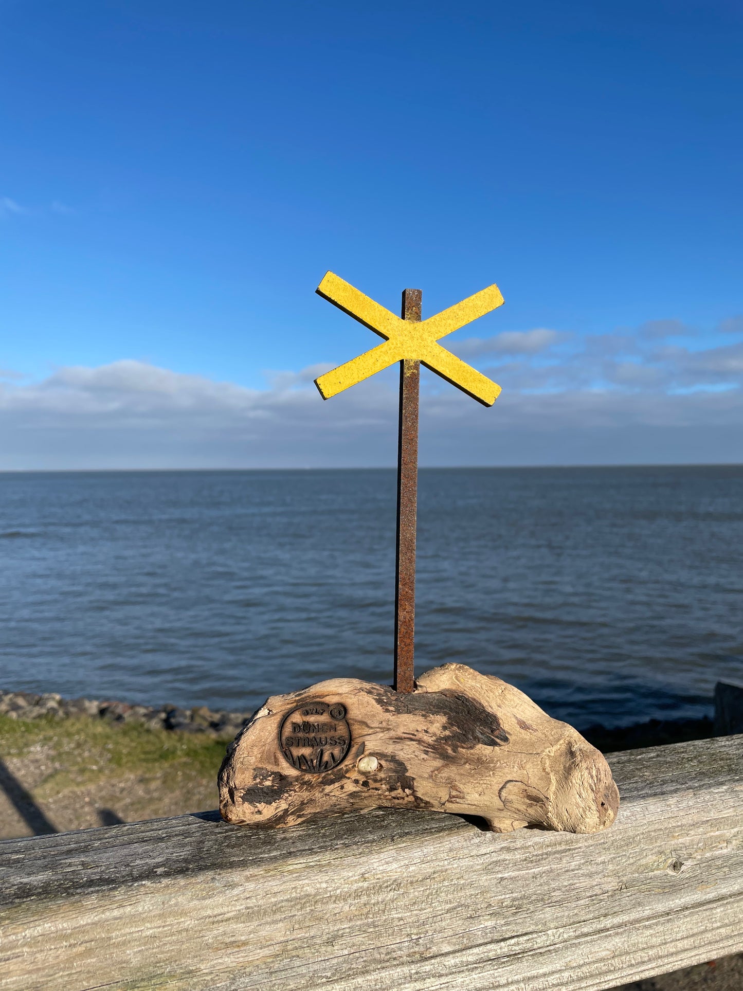 Driftwood Skulpturen Buhnenkreuz