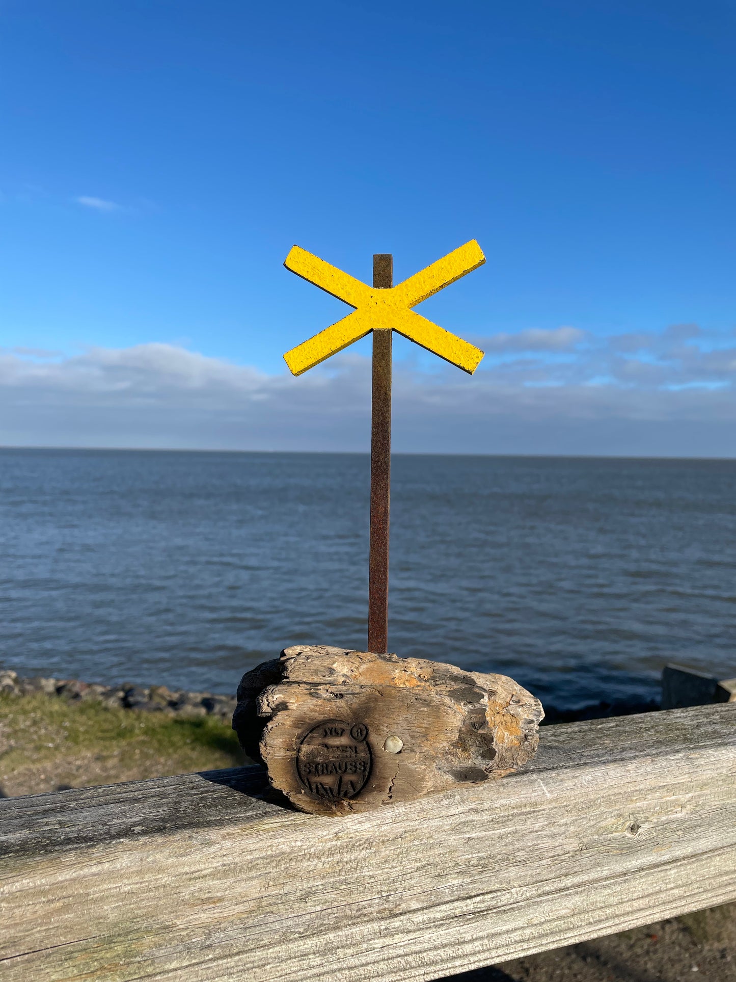 Driftwood Skulpturen Buhnenkreuz