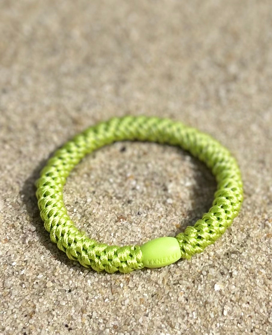 KKNEKKI Haar & Armbänder | Clean