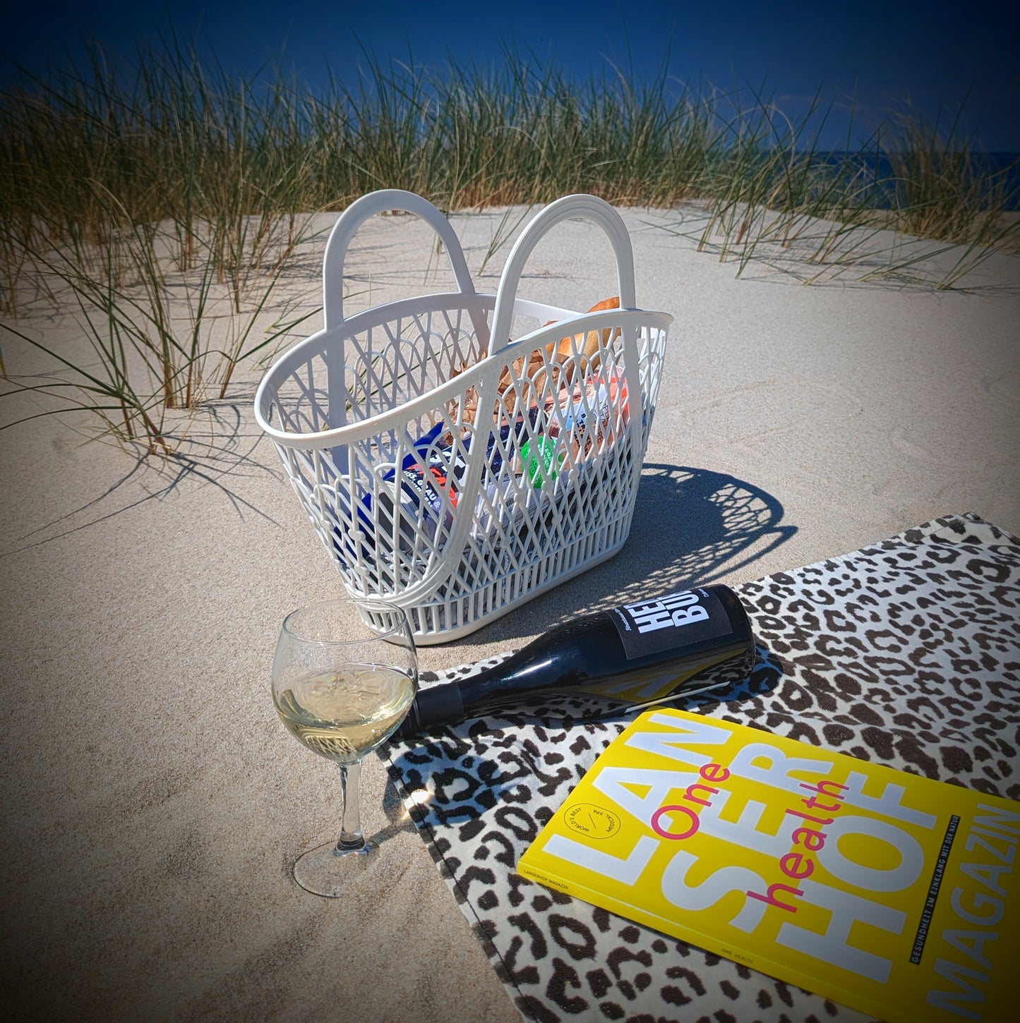 Retro Beach Bag · Betty Basket