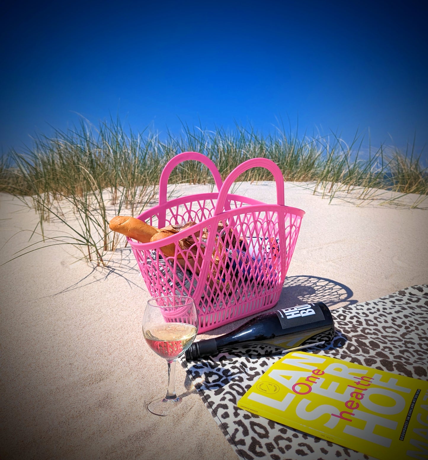 Retro Beach Bag · Betty Basket