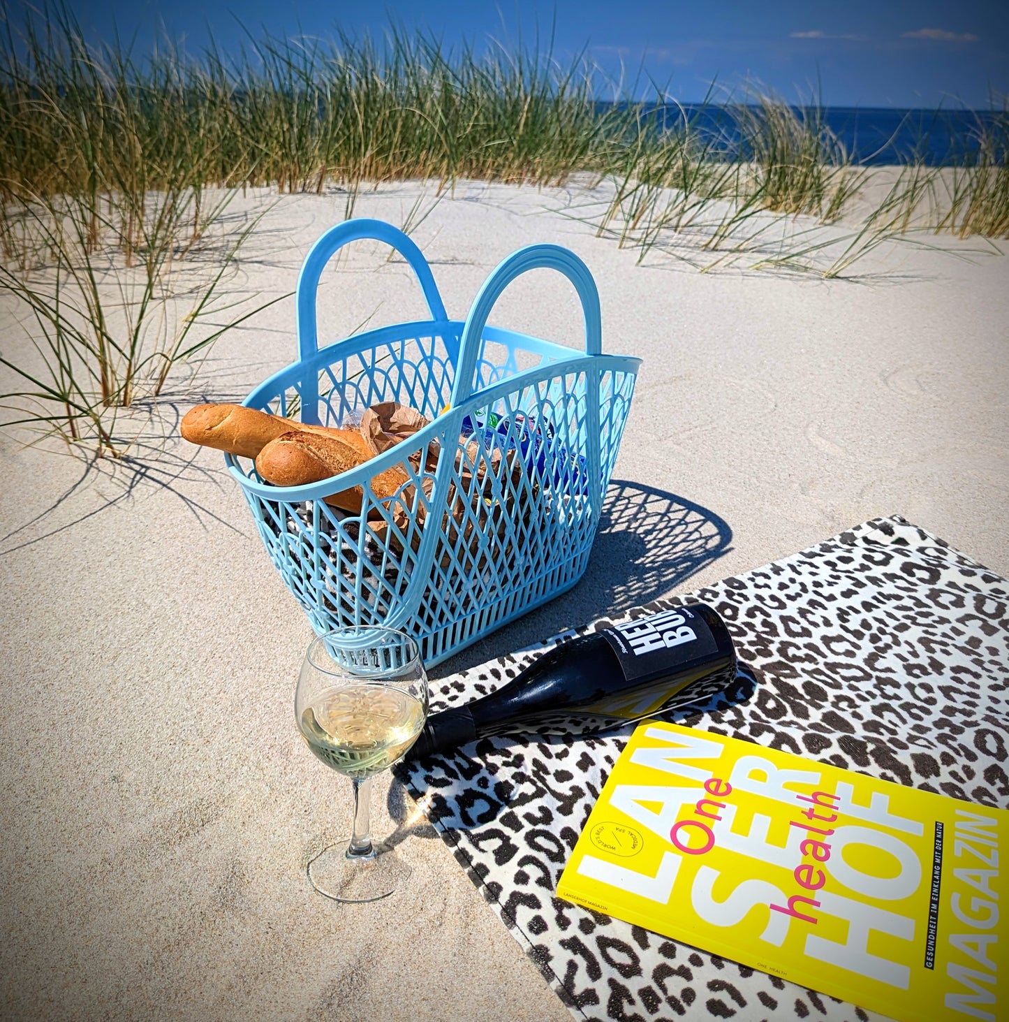 Retro Beach Bag · Betty Basket