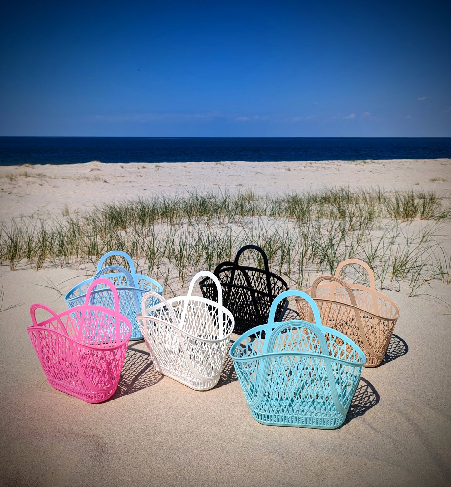 Retro Beach Bag · Betty Basket