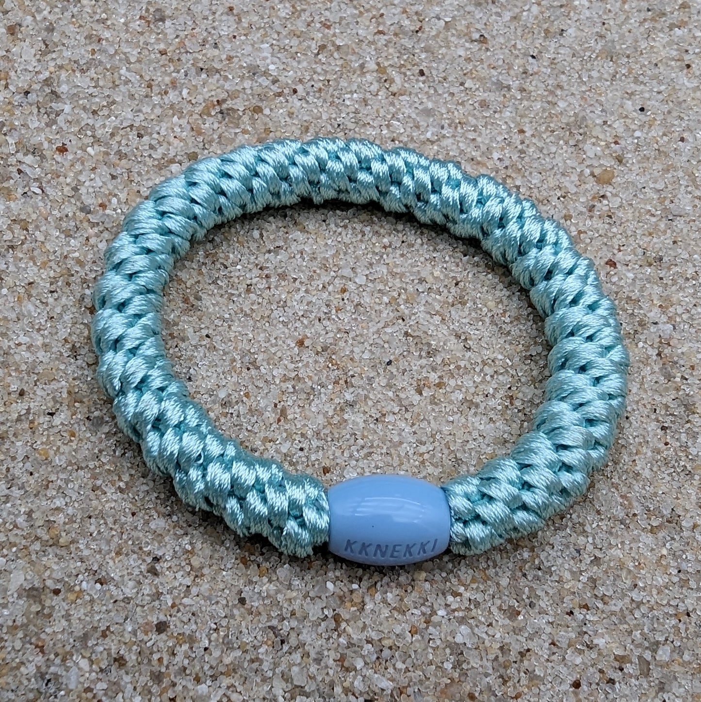 KKNEKKI Haar & Armbänder | Clean