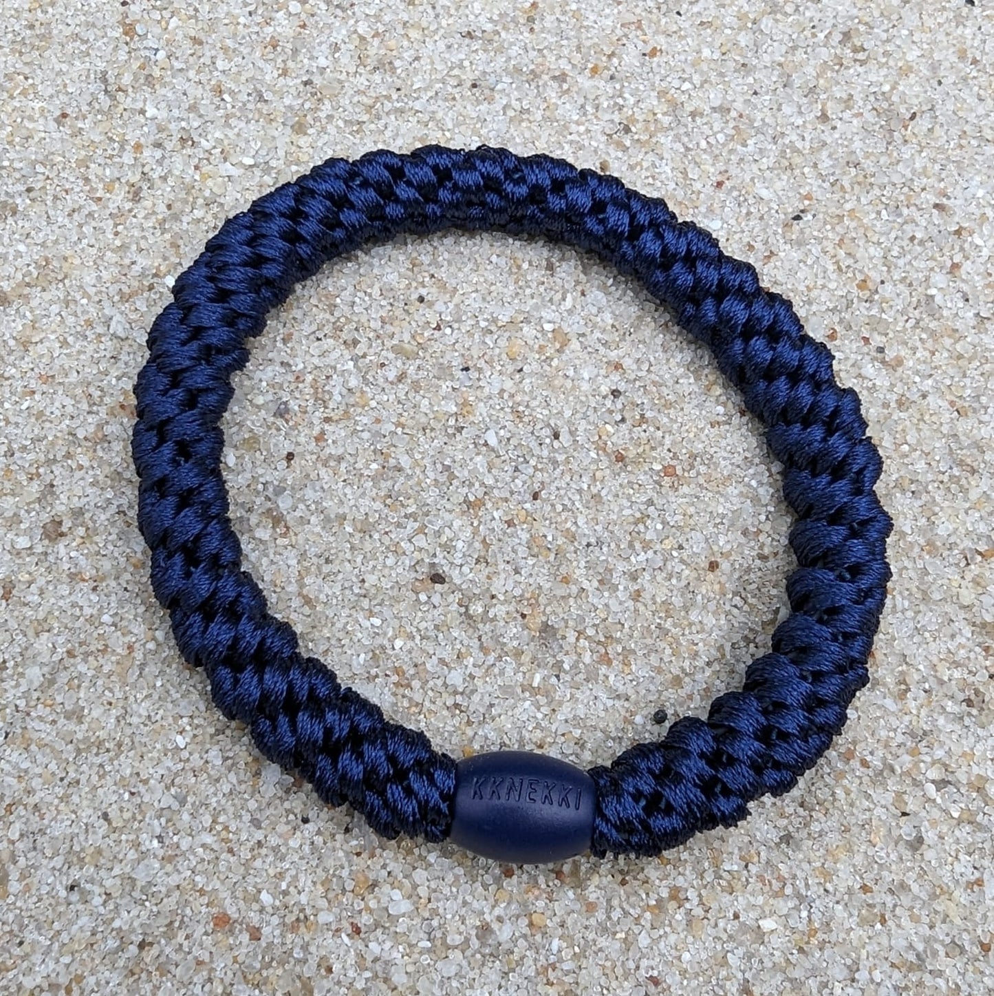 KKNEKKI Haar & Armbänder | Clean