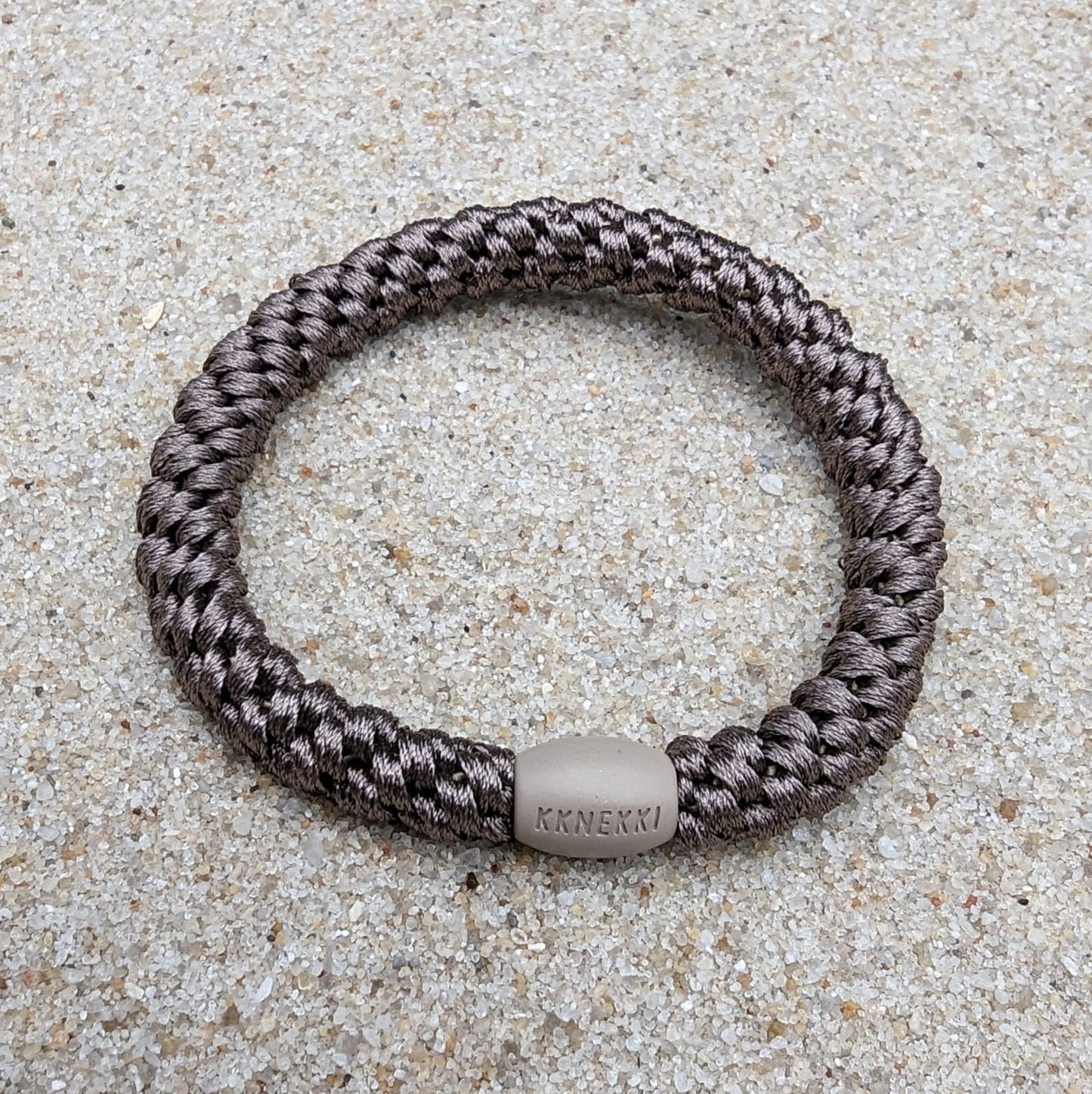 KKNEKKI Haar & Armbänder | Clean