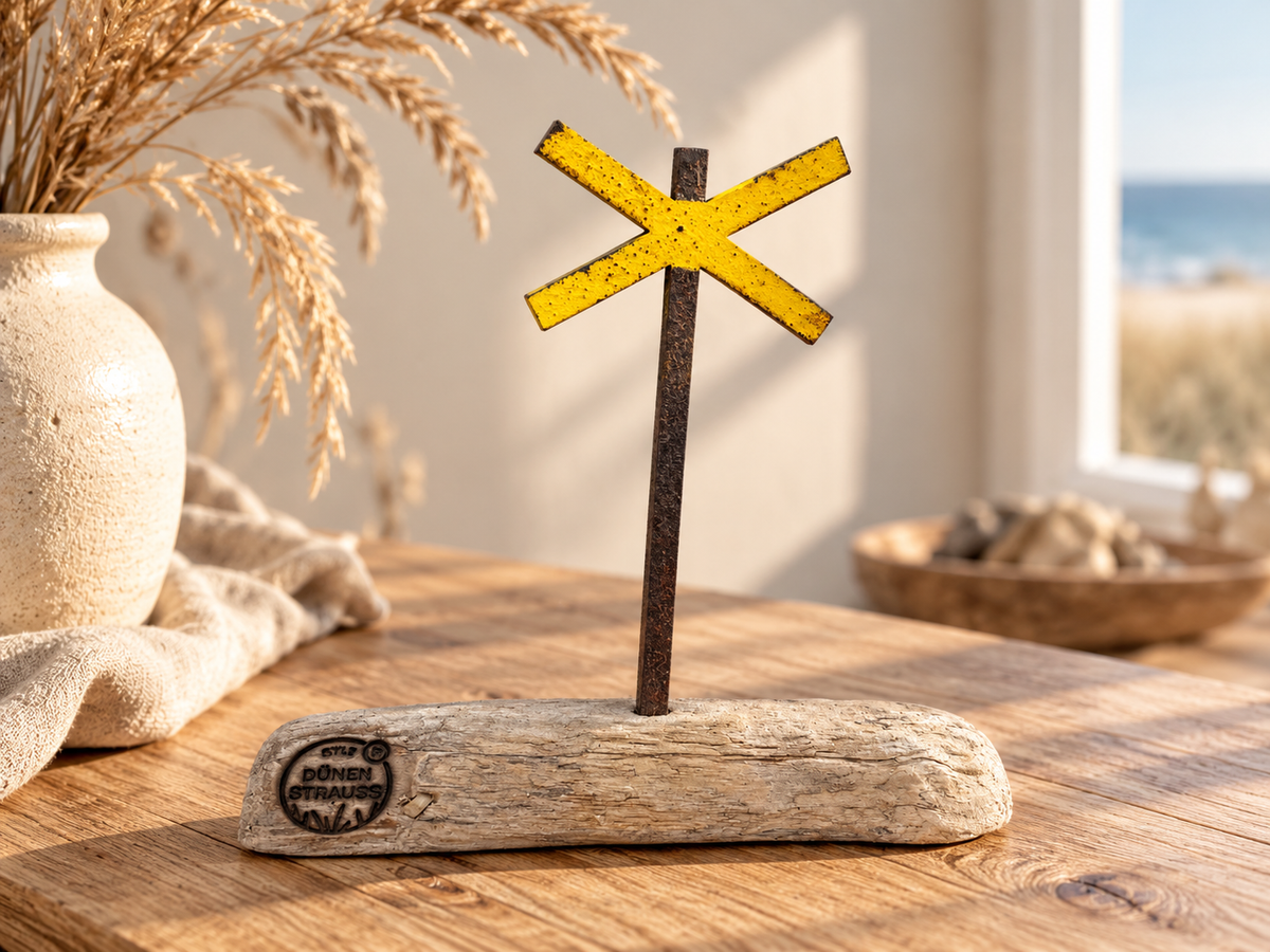Driftwood Skulptur „Buhnenkreuz“ – Sylter Original mit Geschichte