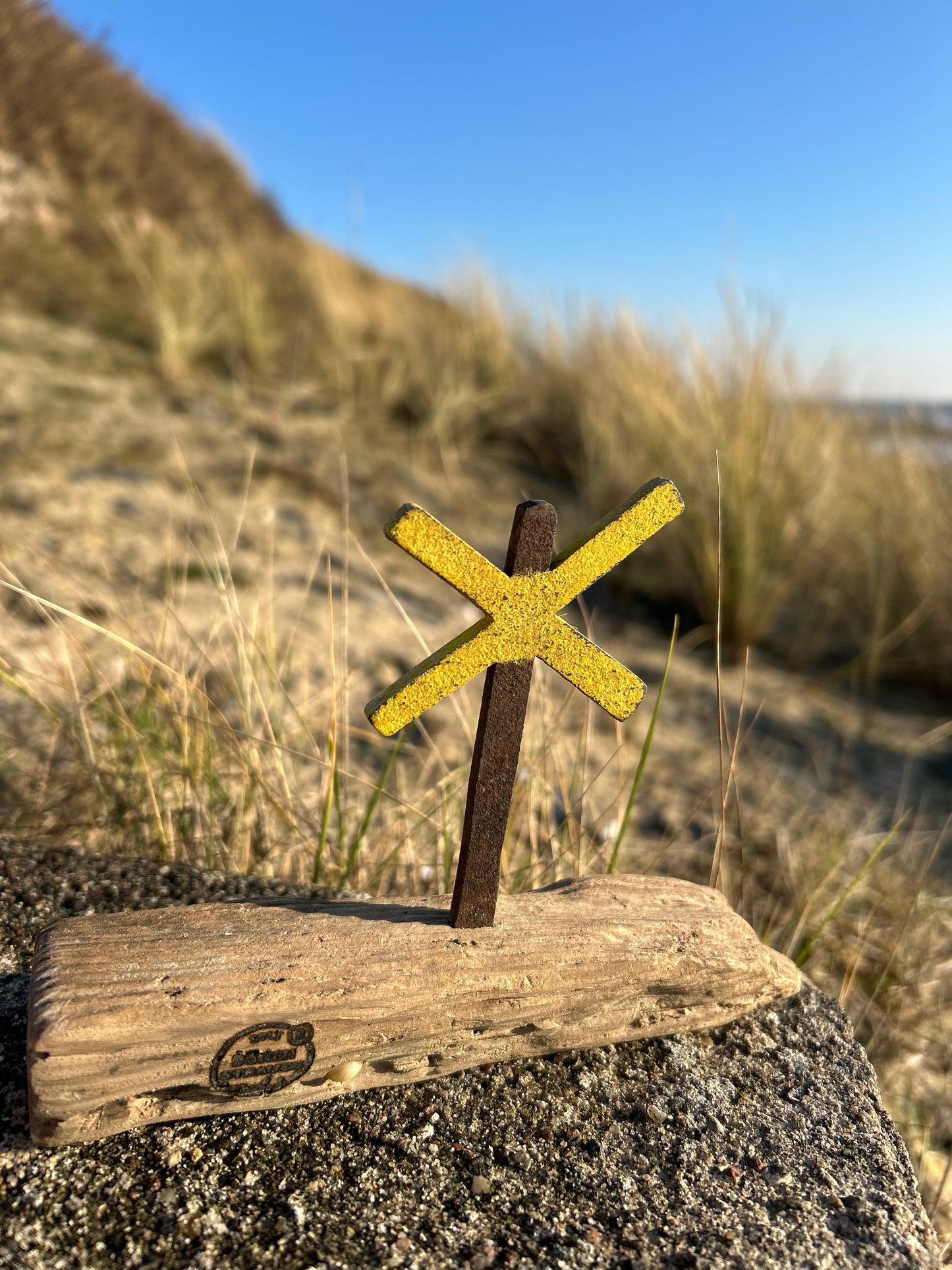 Mini Driftwood Skulptur „Buhnenkreuz“ – klein, aber voller Küstencharme