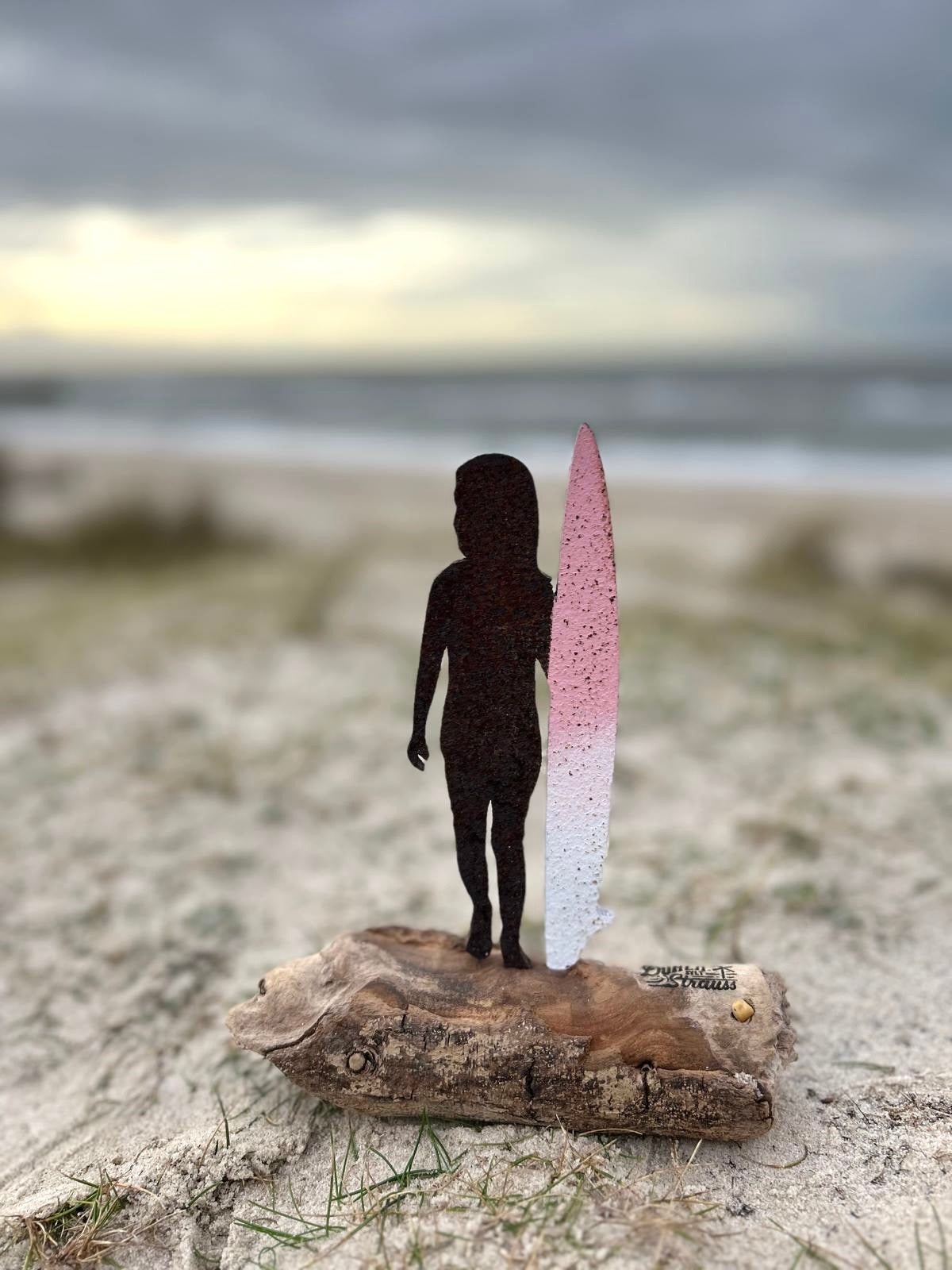 🏄 Driftwood Skulptur „Surfer“ – Wellen, Wind & Freiheit