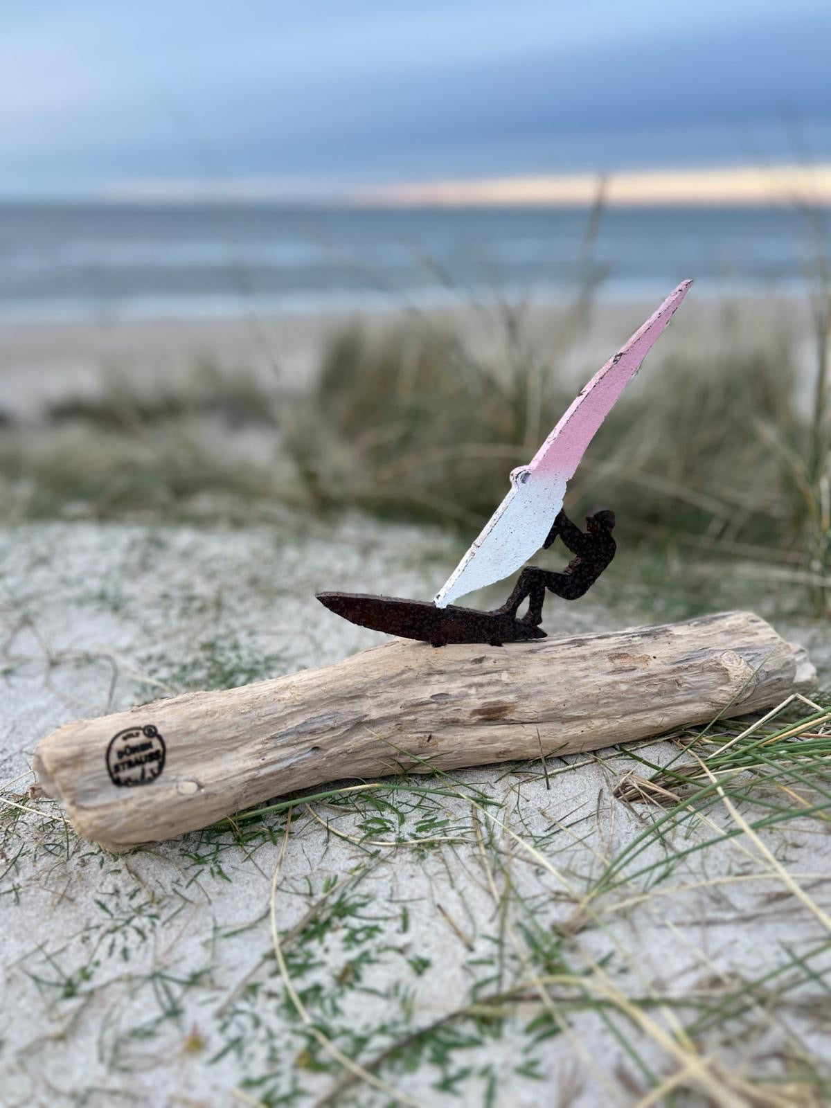 🏄 Driftwood Skulptur „Surfer“ – Wellen, Wind & Freiheit