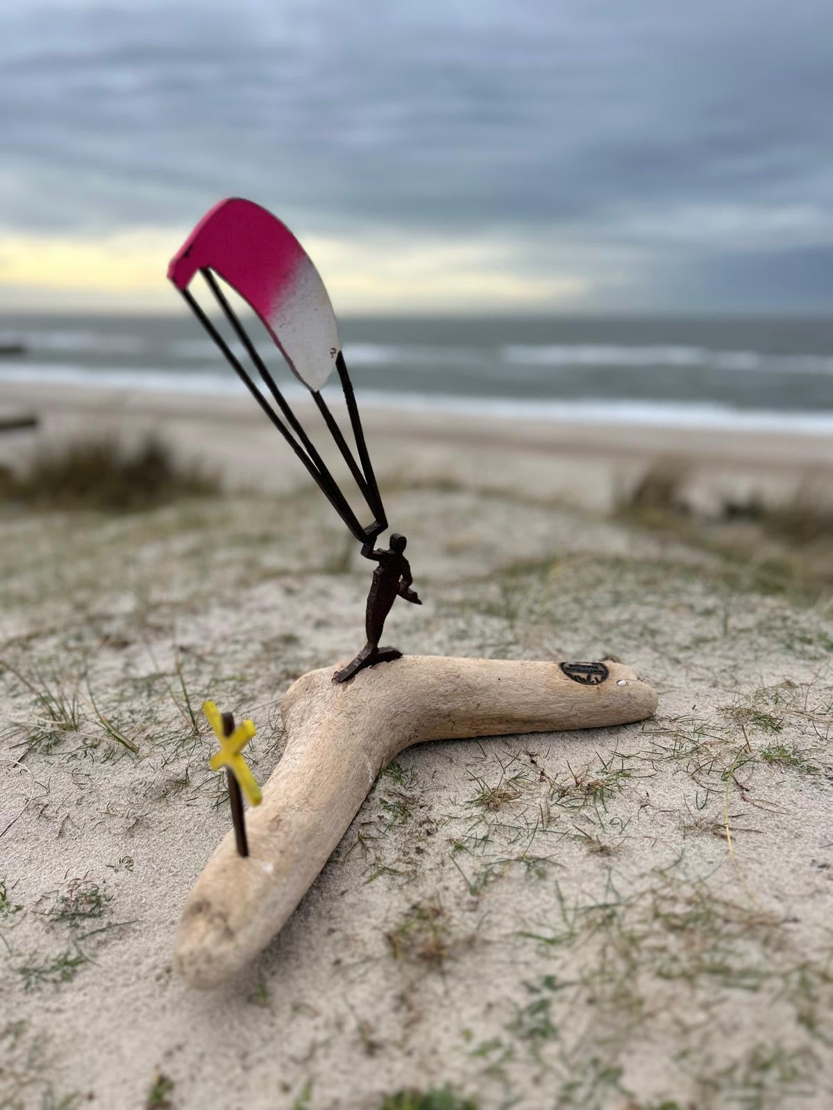 🏄 Driftwood Skulptur „Surfer“ – Wellen, Wind & Freiheit