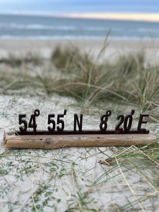 Driftwood Skulptur „Sylt Koordinaten“