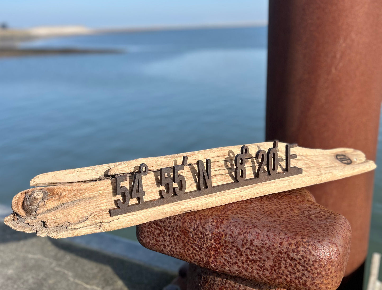 Driftwood Skulptur „Sylt Koordinaten“