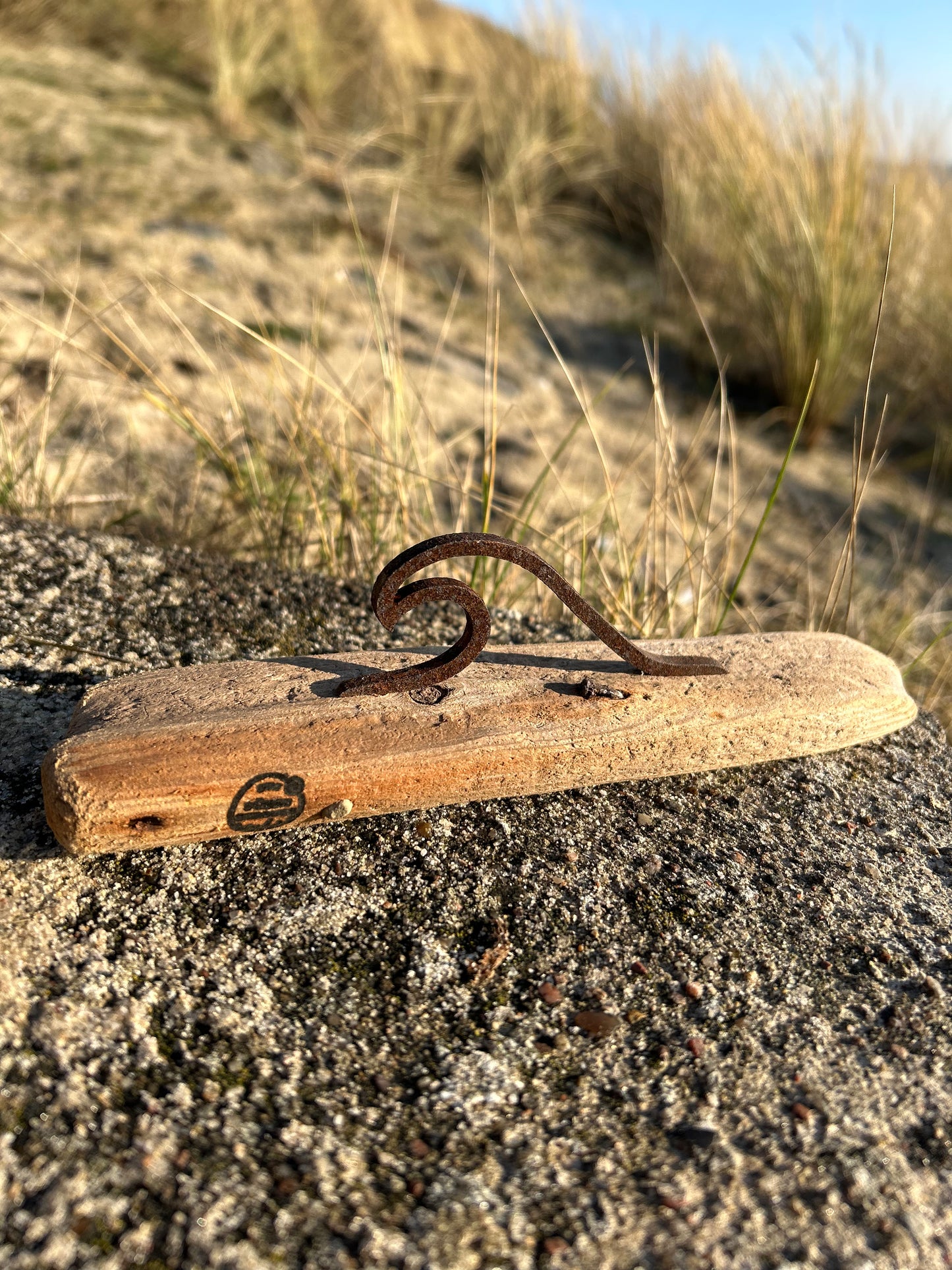 🌊 Mini Driftwood Skulptur „Welle“ – klein, natürlich, einzigartig