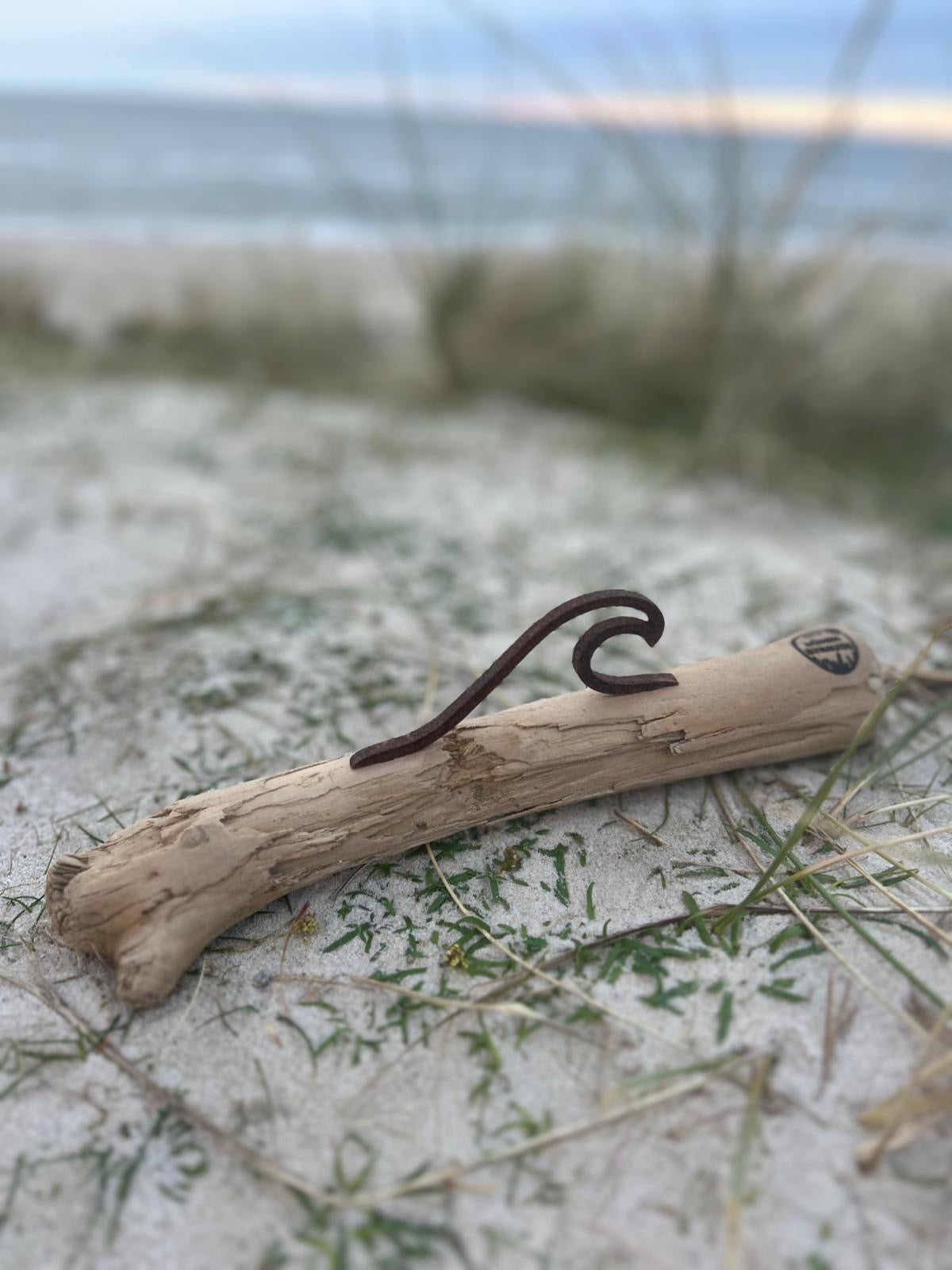 🌊 Mini Driftwood Skulptur „Welle“ – klein, natürlich, einzigartig