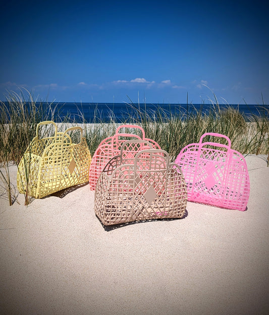 Retro Beach Bag · Retro Basket