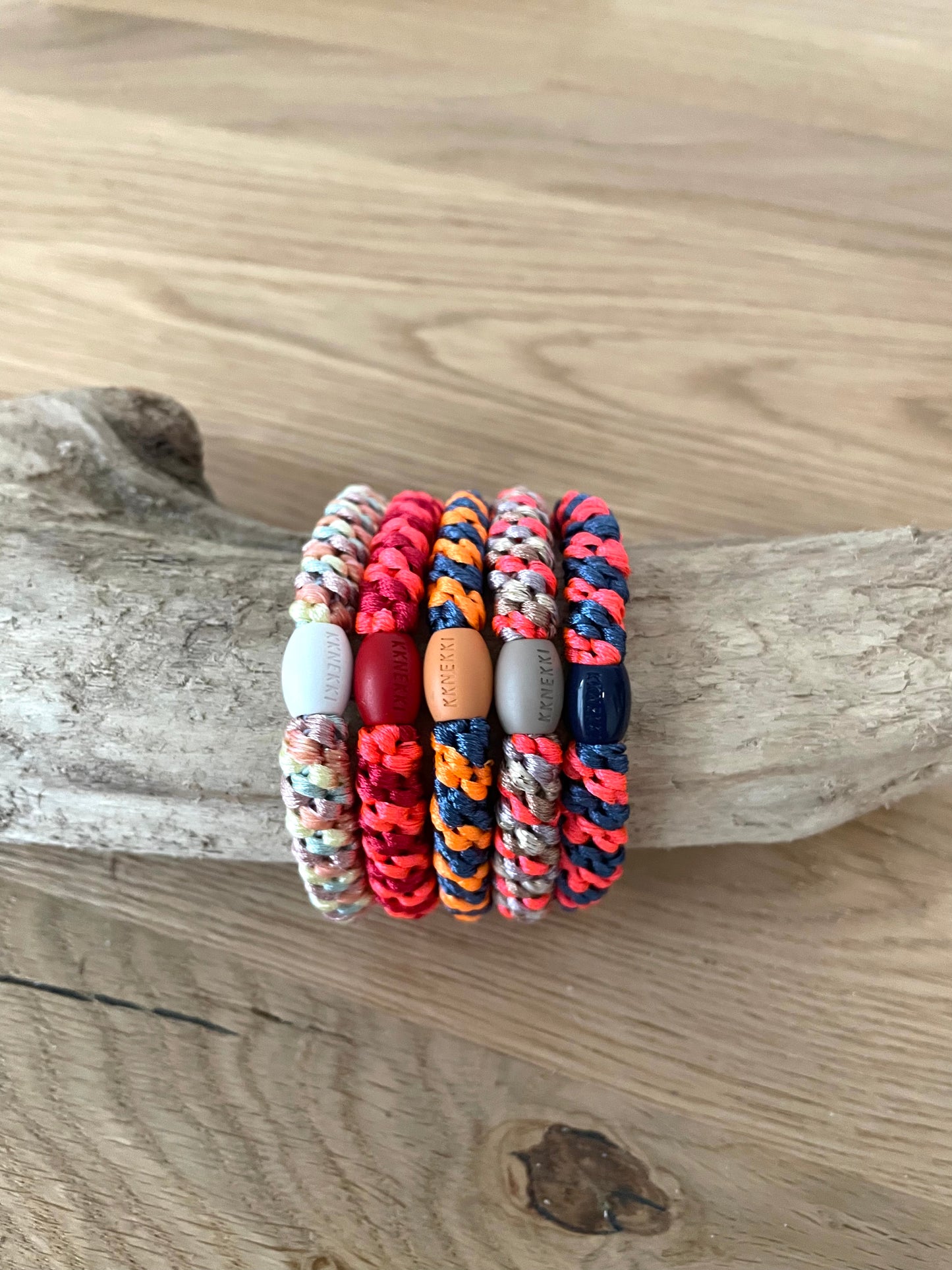 KKNEKKI  Haar & Armbänder | Stripe